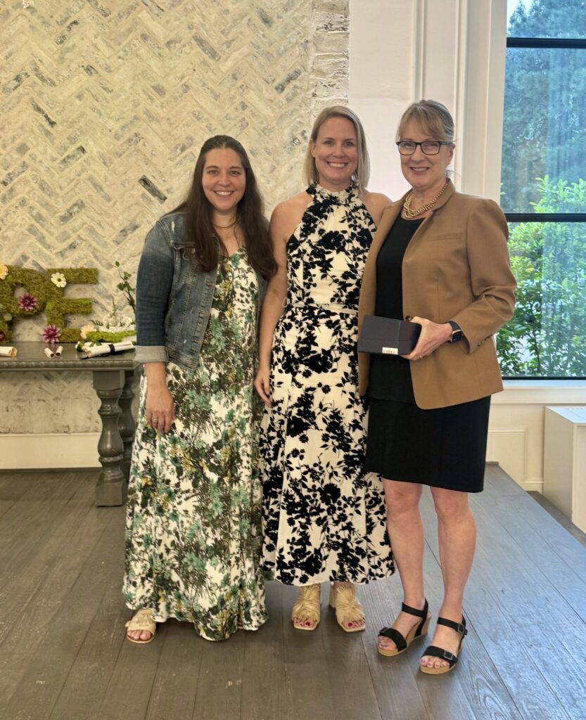 Advocate Nancy McCulloch receiving her 10-year award